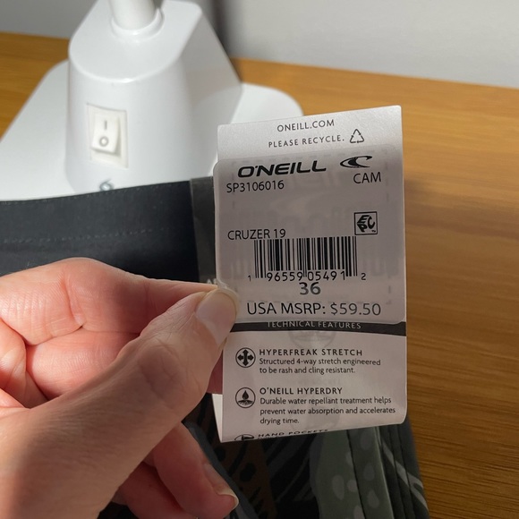 NWT O’Neill CRUZER 19" BOARDSHORTS - Picture 4 of 9